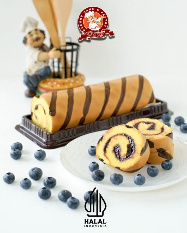 Bolu Gulung Blueberry